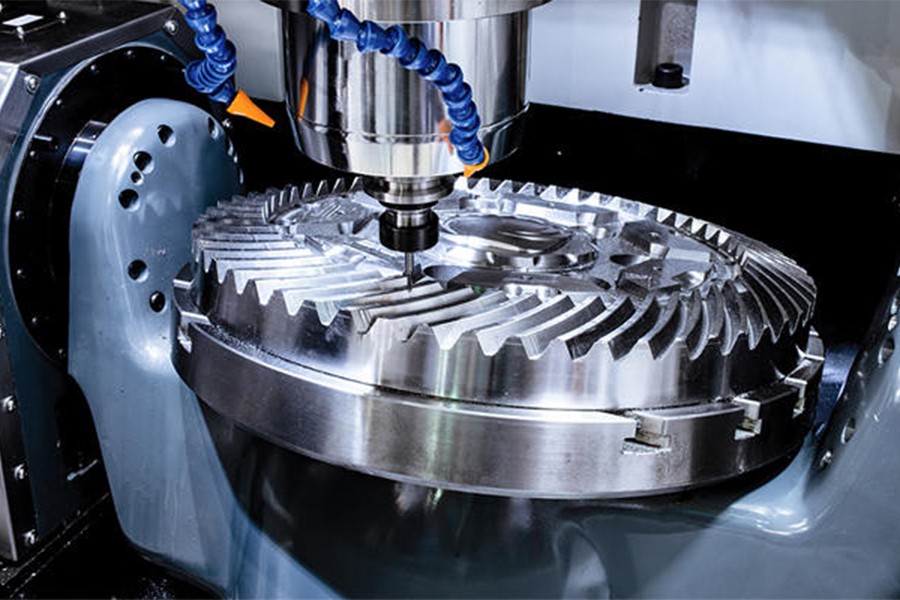 CNC Freze Nedir? Dik ve Yatay İşleme Merkezleri